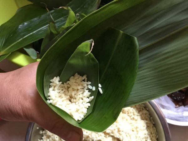 双豆粽和蜜枣粽和碱水粽