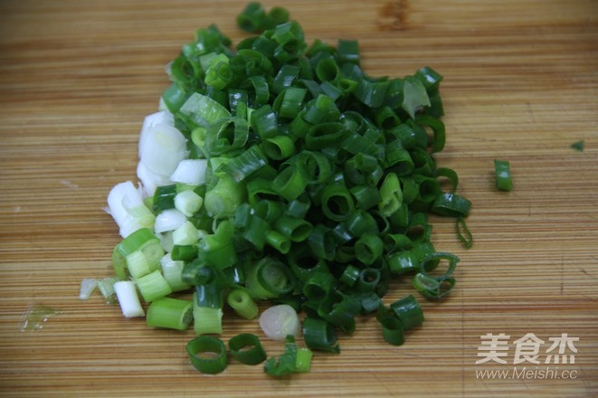 街边畅销的小零食——狼牙土豆