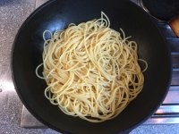 如何做出一份鲜美绝佳的墨鱼汁意面？