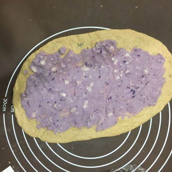 香芋红糖软欧包