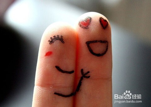 怎么拒绝求爱的女人呢？