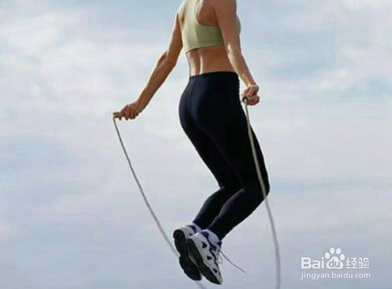 夏季跳绳减肥