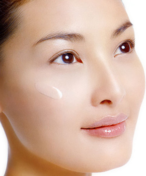 超实用的面部瑜伽术,轻松强化护肤效果