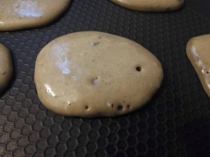 宝宝辅食~黑芝麻软饼的正确做法