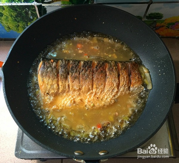 如何自制泡椒榨菜烧鱼腩肉