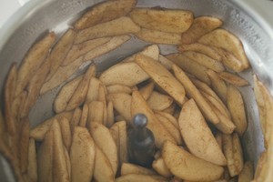 骷髅肉桂苹果派的做法