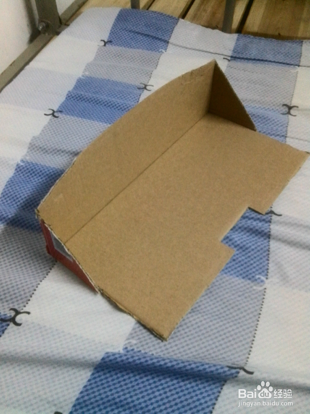 怎么防止物品从床缝桌缝处掉落还增加储物空间