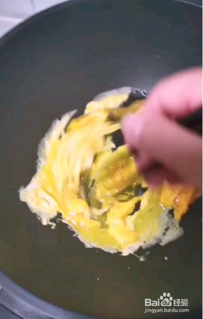 鸡蛋炒苔蒜做法简单又好吃