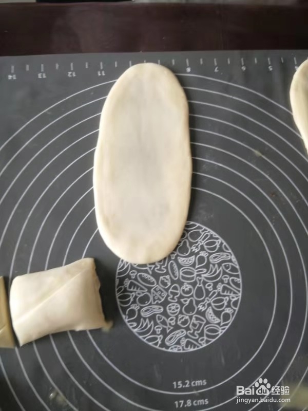 在家也能做的油酥红豆沙烧饼