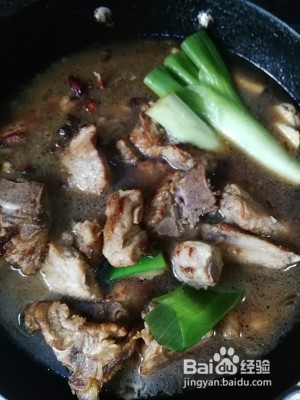 教你怎么做香喷喷的排骨炖土豆