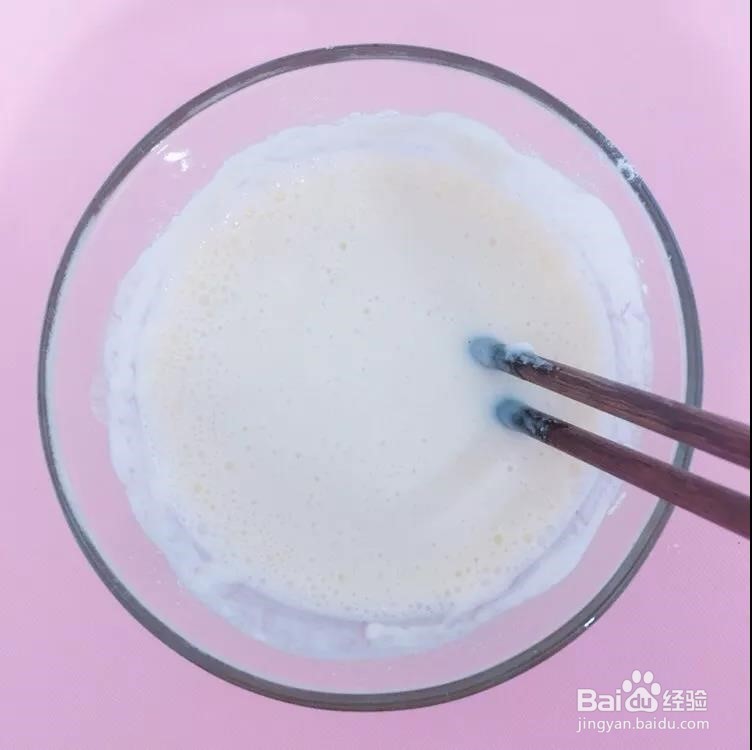 如何制作美味的秋葵蛋饼？