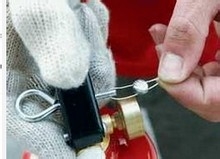 便携式灭火器的正确使用方法