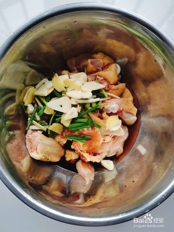 花菇火腿蒸鸡
