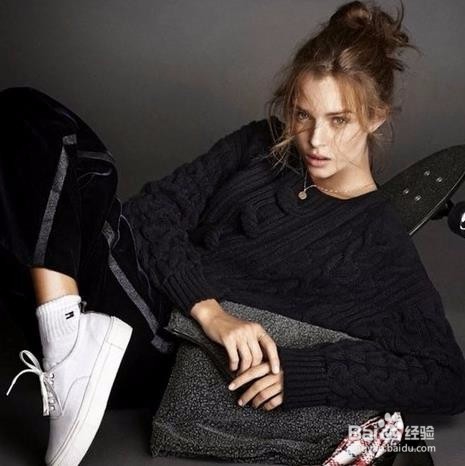 露出小肉肉的高跟鞋,才是时尚最时尚