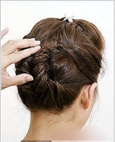 优雅韩式编发盘发图解