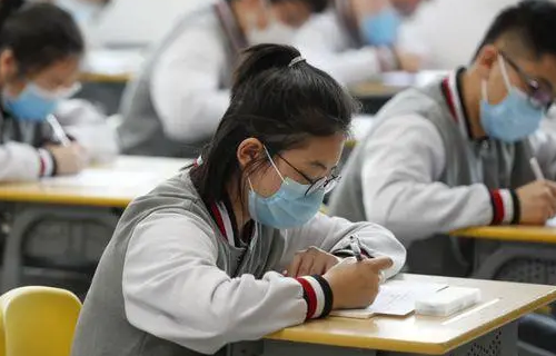 成长手册的家长评语怎么写