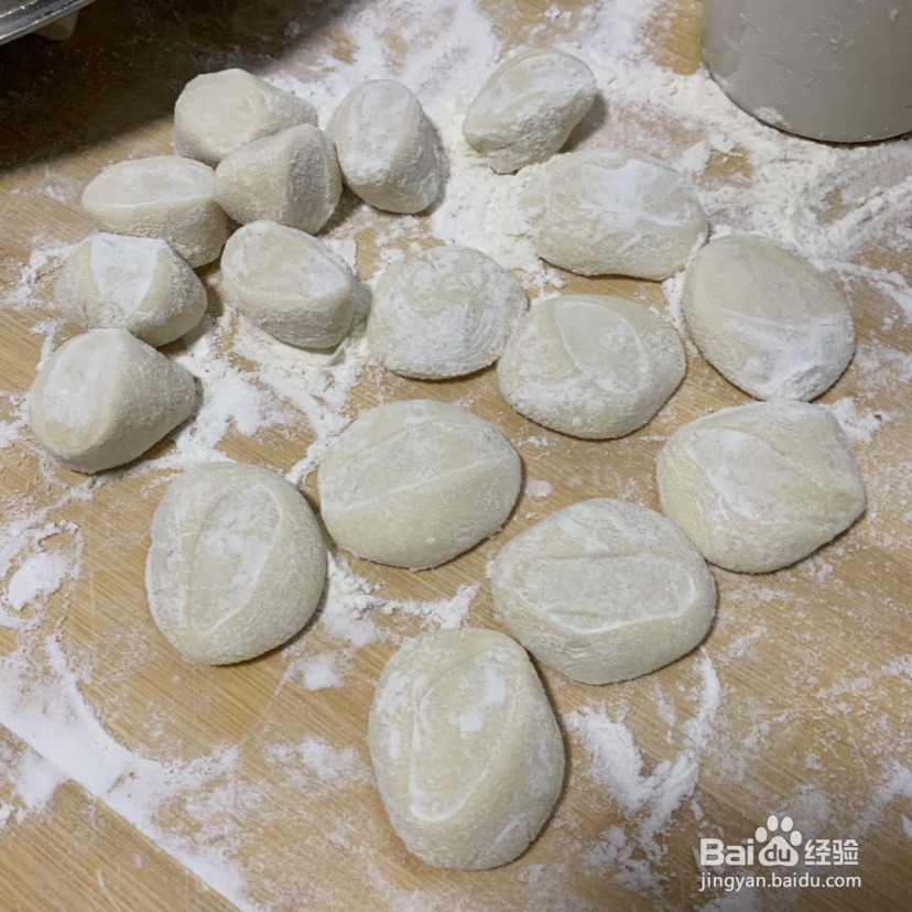 再简单不过的韭菜鲜肉虾仁水饺