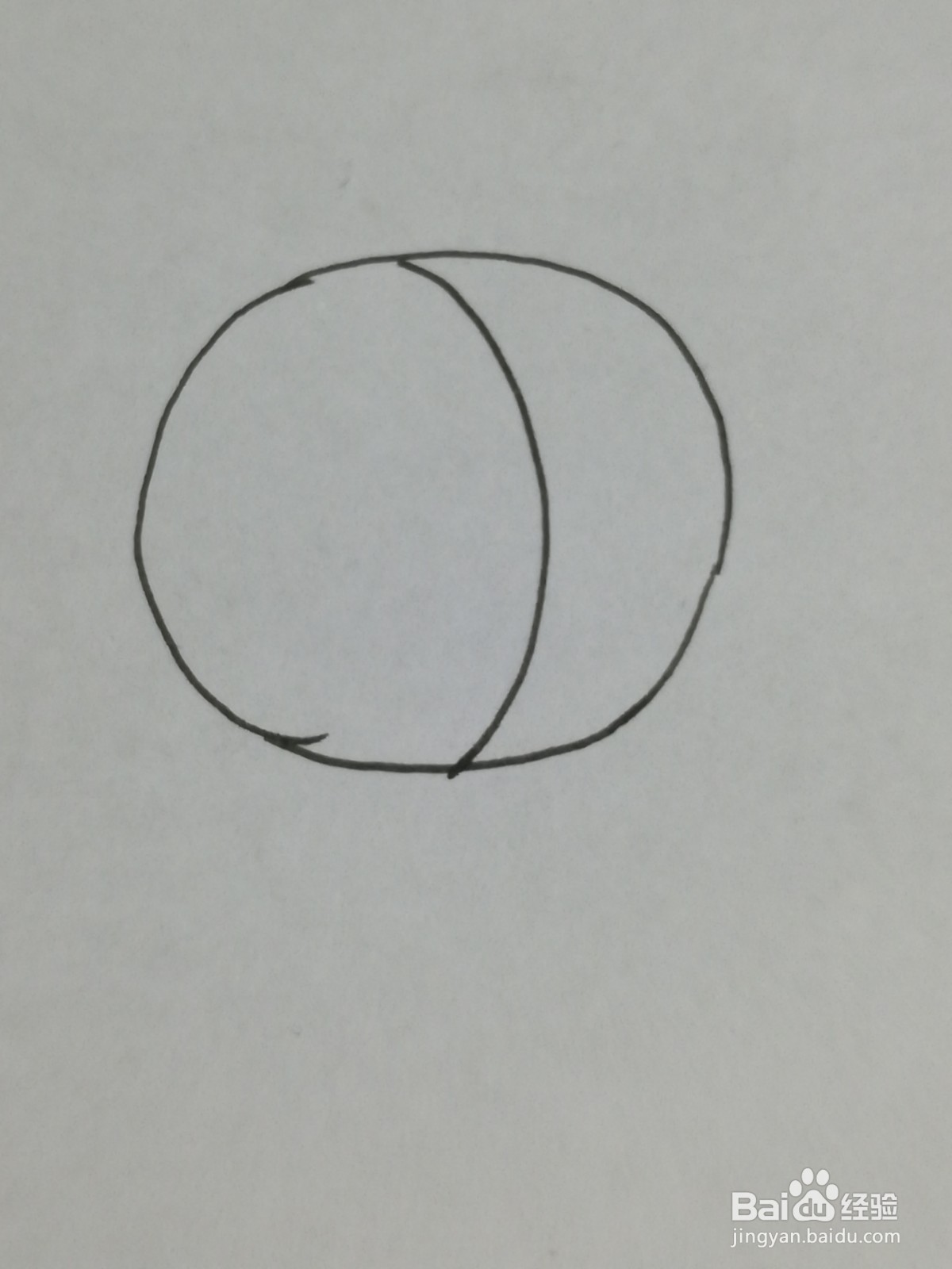 如何画简单的篮球