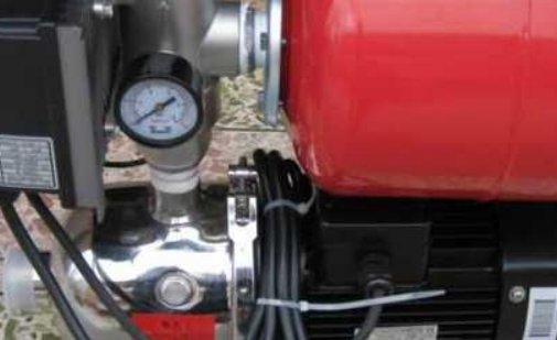 增压泵后盖怎么打开