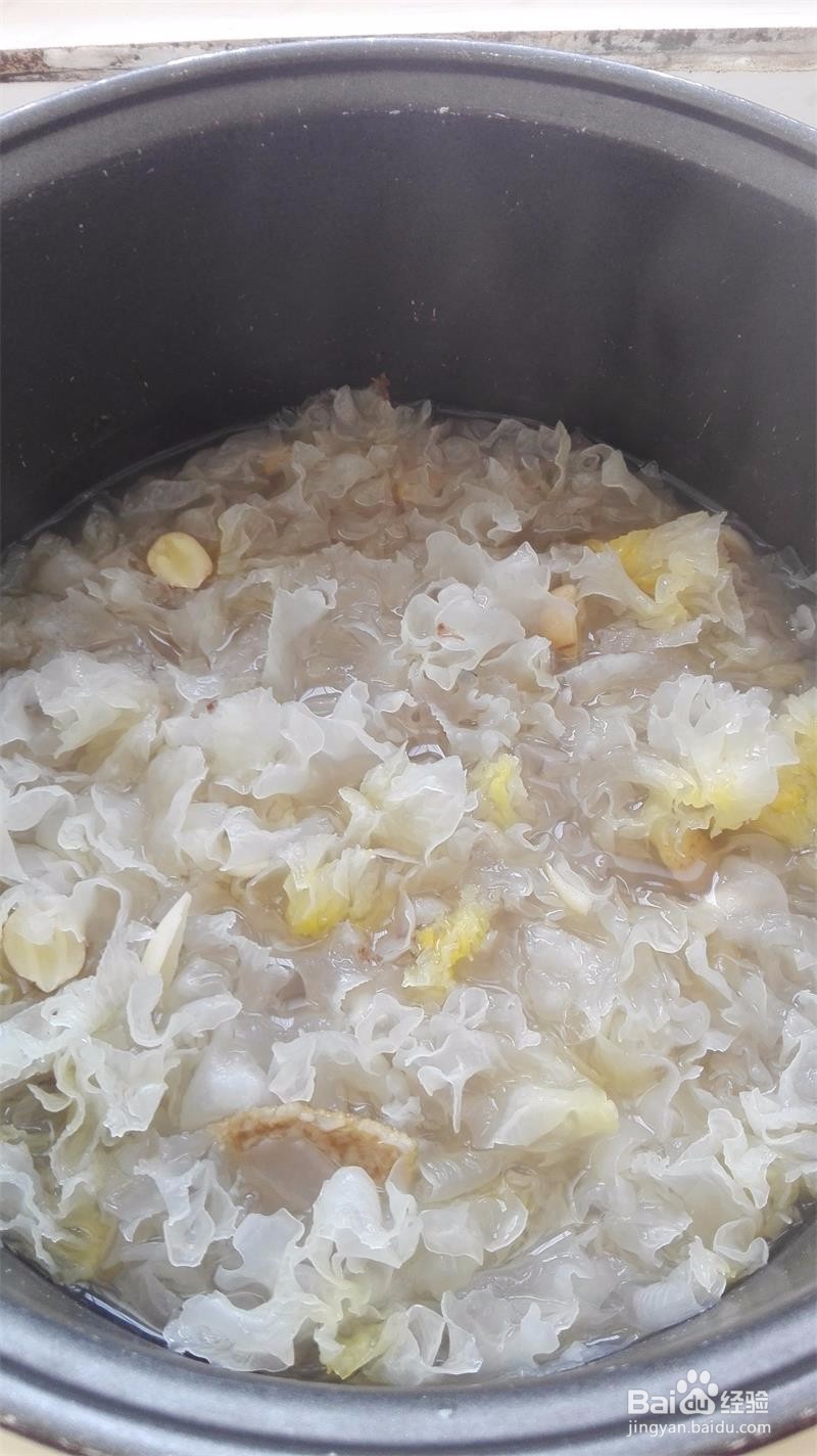 如何DIY秘制雪耳羹