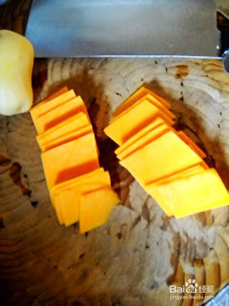 剁椒腊肉蒸南瓜的做法