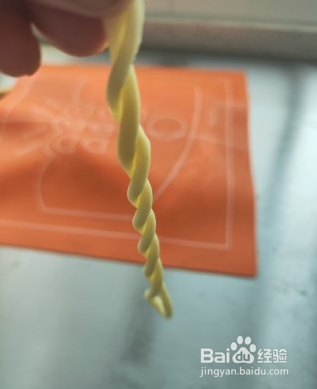 油炸脆麻花怎么做