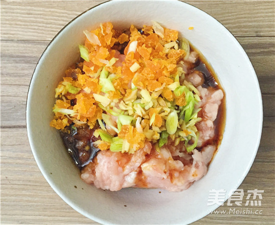 咸蛋黄油豆腐酿肉
