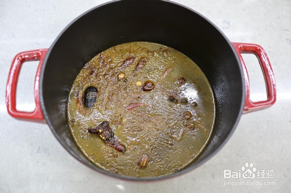 鲜香味浓老汤炖鸭腿