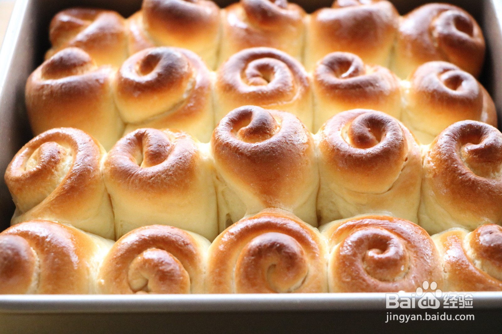 脆皮蜂蜜小面包