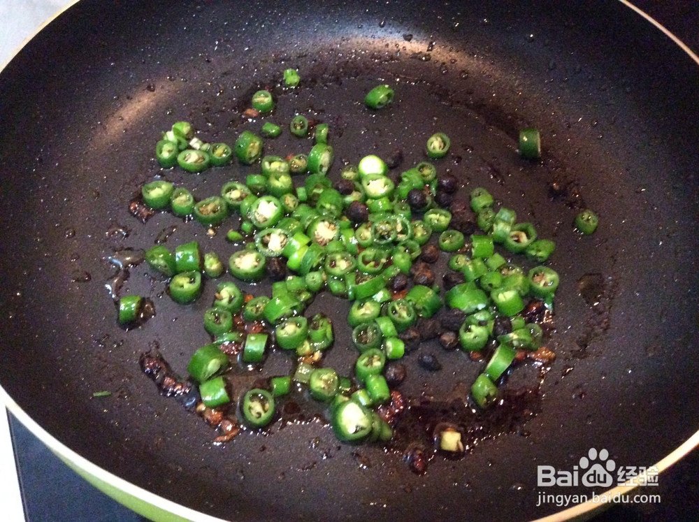鸡胸肉的做法——青椒煎鸡胸肉