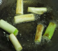 如何做葱烧海参