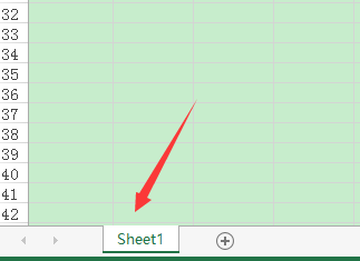 在excel2013中，如何快速复制工作表