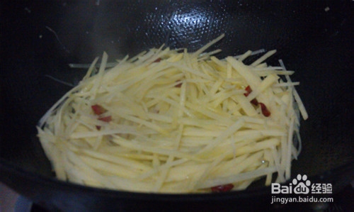 家常菜菜谱20:酸辣土豆丝---炒土豆丝的做法