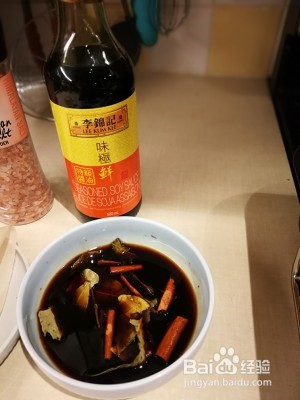 怎么做一只色香味俱全的家庭烤鸭