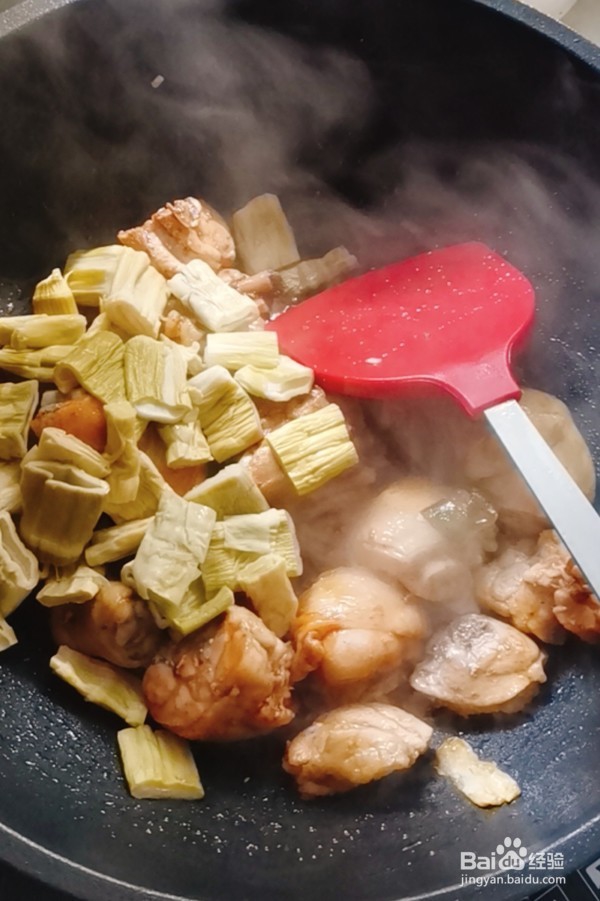 笋干烧鸡腿的做法