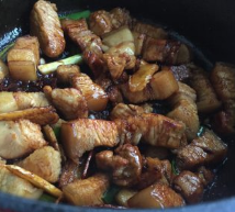 红烧肉炖豆腐家常做法