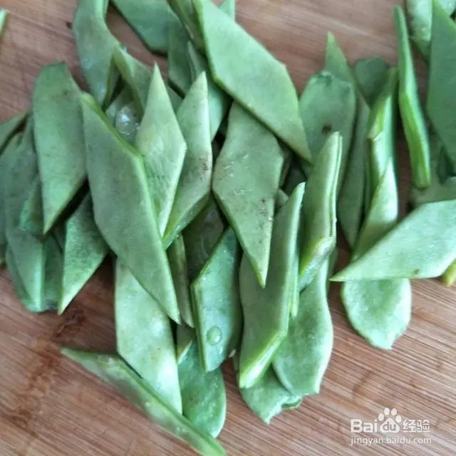 扁芸豆烧鸡大腿