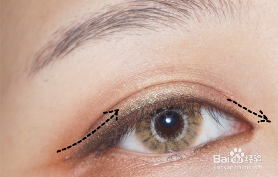 上班眼影怎么画 上班必备眼妆教程