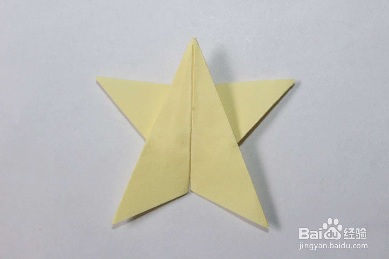 如何折叠简单的五角星