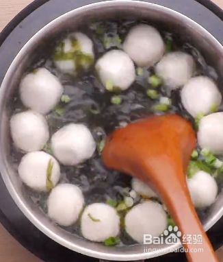 丸子汤里放什么配菜好吃