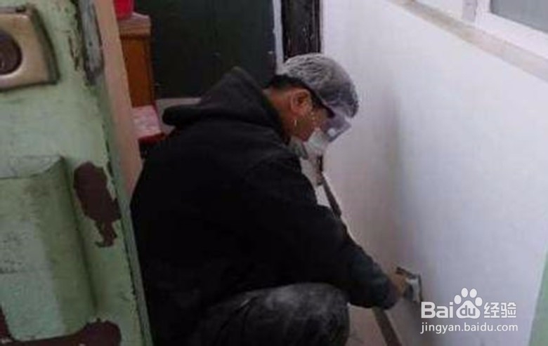 邻居打桩把自己的房子震了个缝怎么办