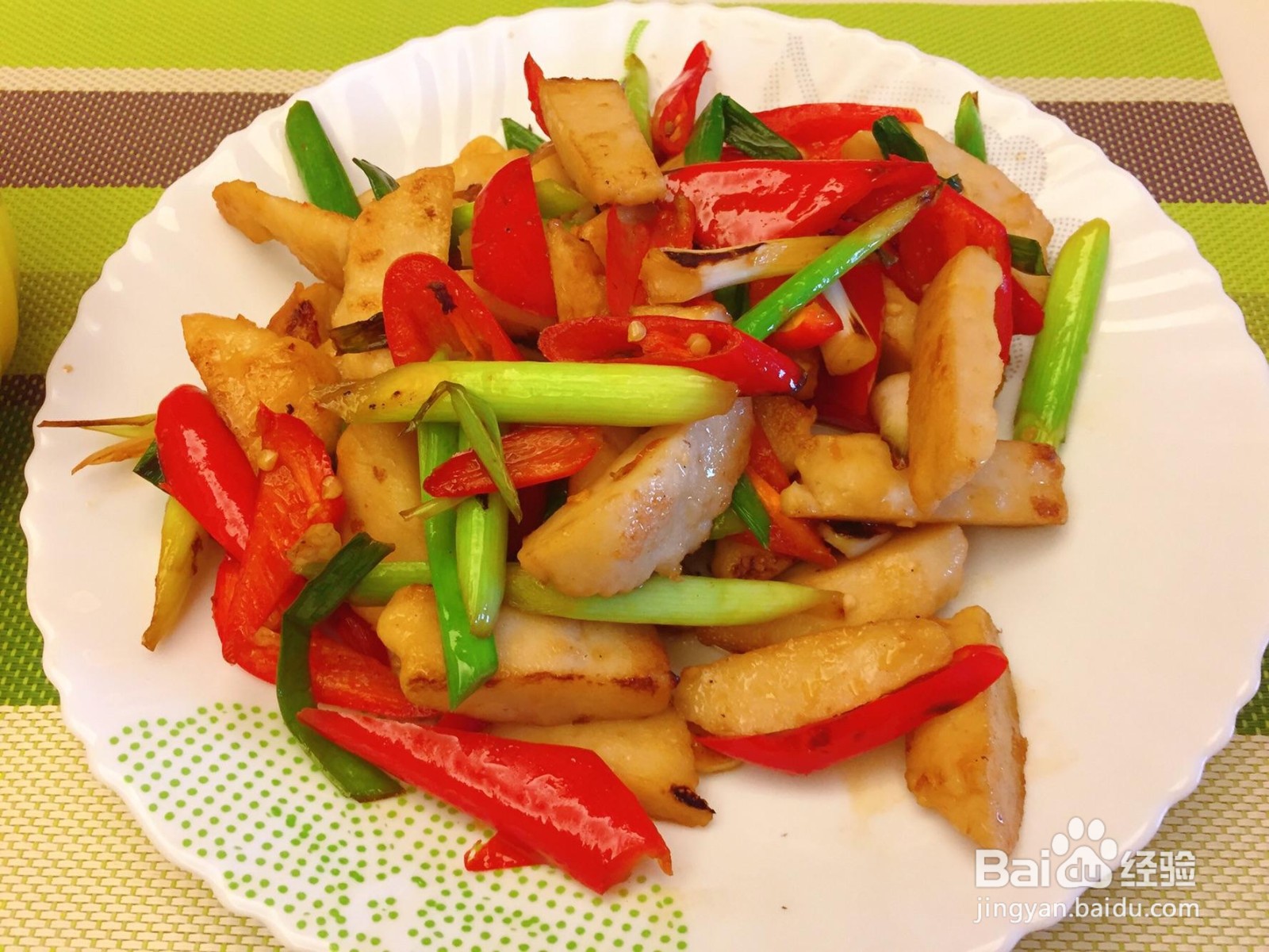 墨鱼炒西芹的做法