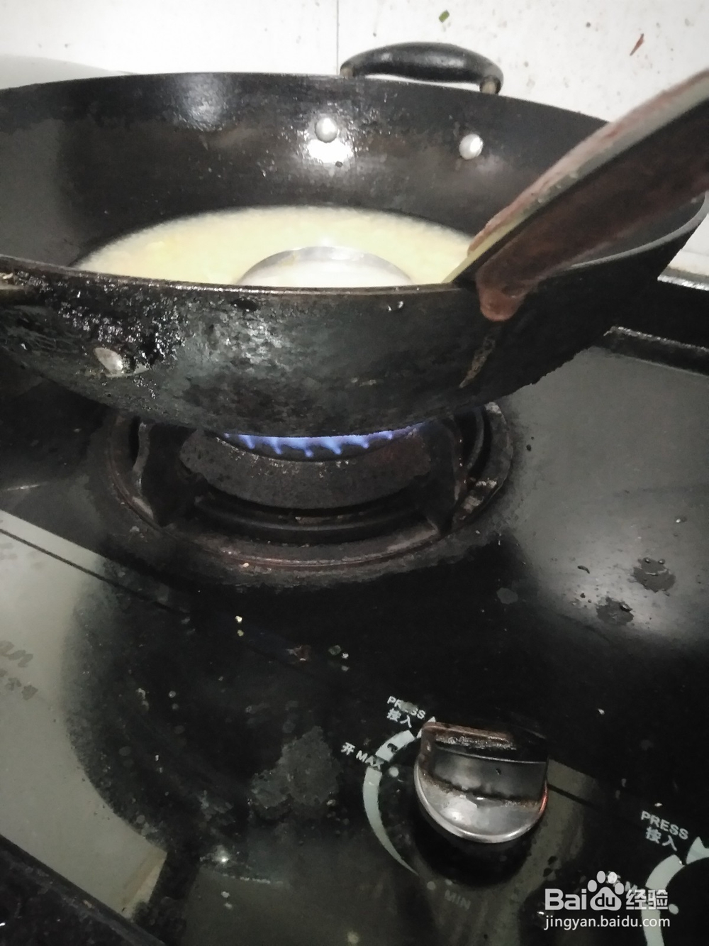 已凉小米粥的二次加热