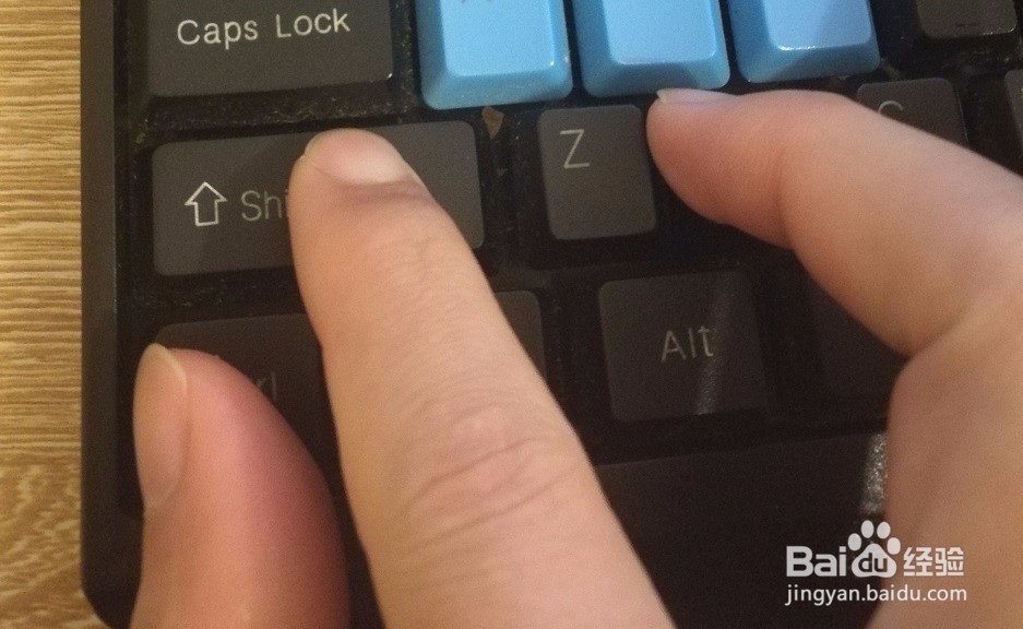 如何利用搜狗浏览器剪辑图片呢？