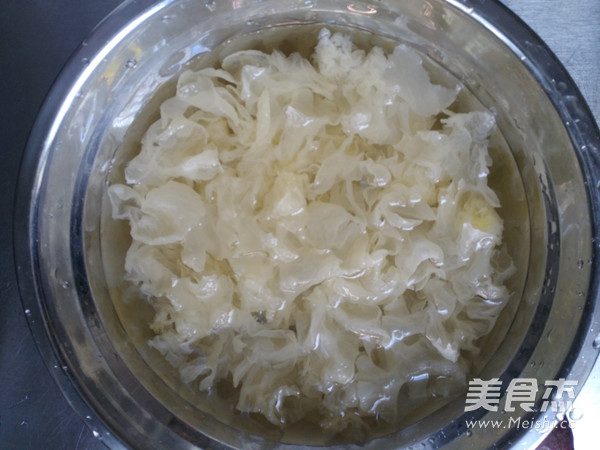 银耳紫薯羹的做法