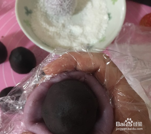 如何制作草莓紫薯大福