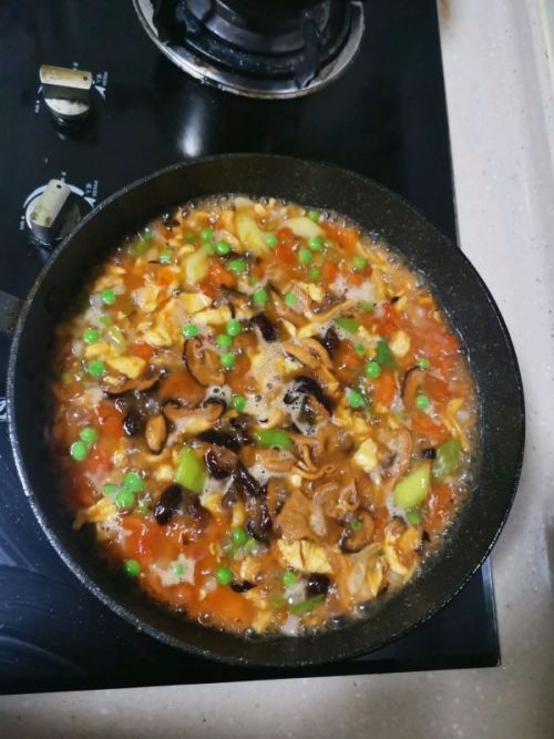 西红柿炒蛋烩麻食