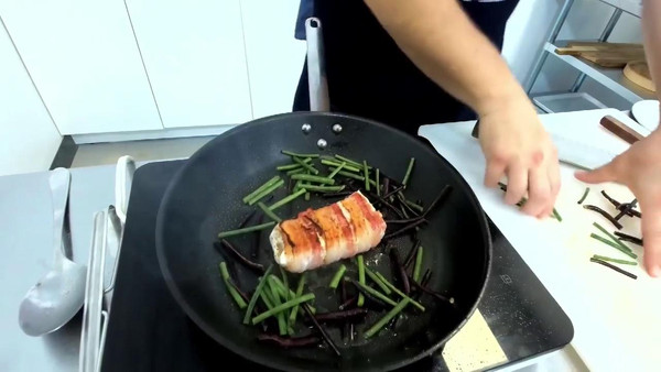 加拿大比目鱼培根卷家常菜