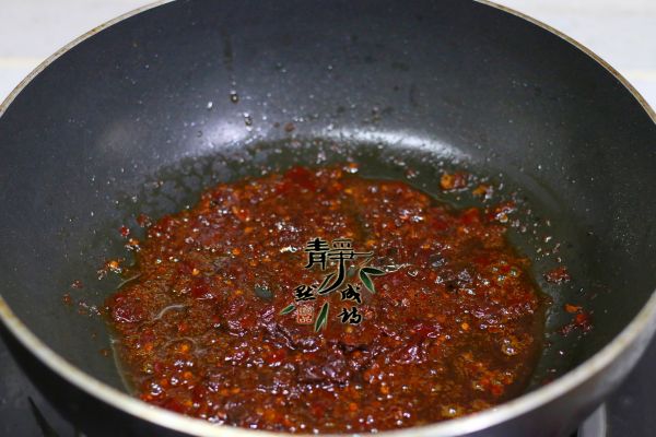 水煮金针菇干豆腐