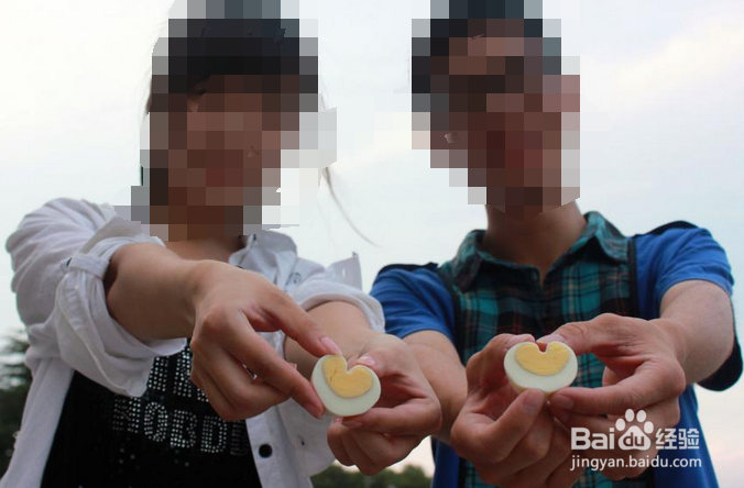 如何做出爱心鸡蛋